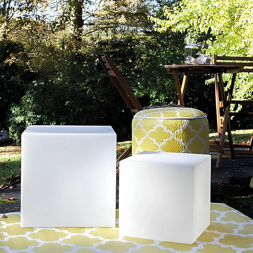RadiantCube™ | Cubic garden light