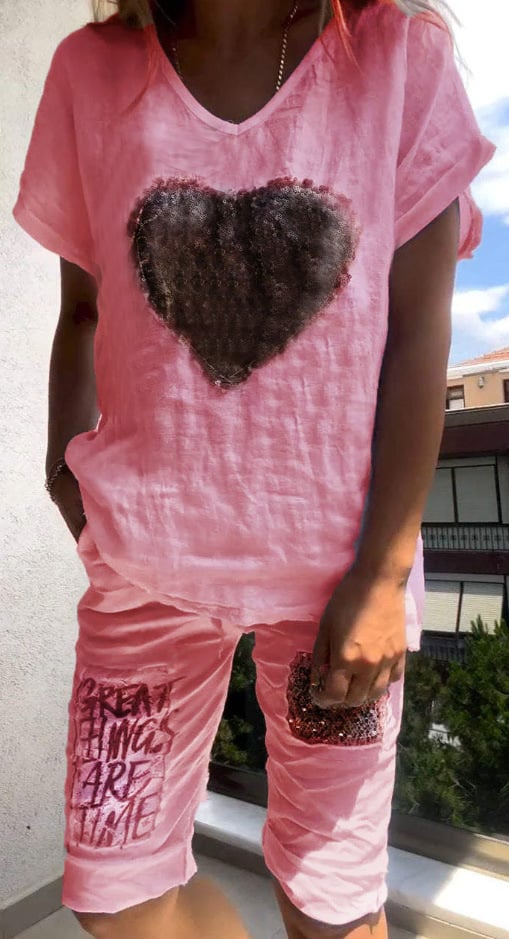 Casual two-piece suit with V-neck and love sequins