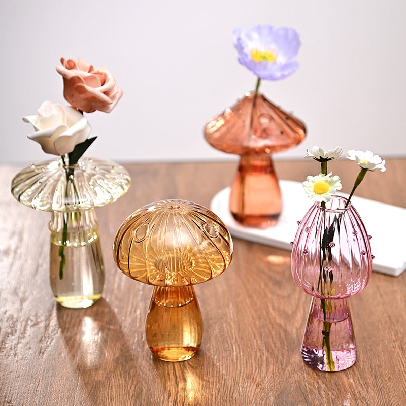 Elegantes Kristall-Pilzglas-Set für stilvolles Unterhalten