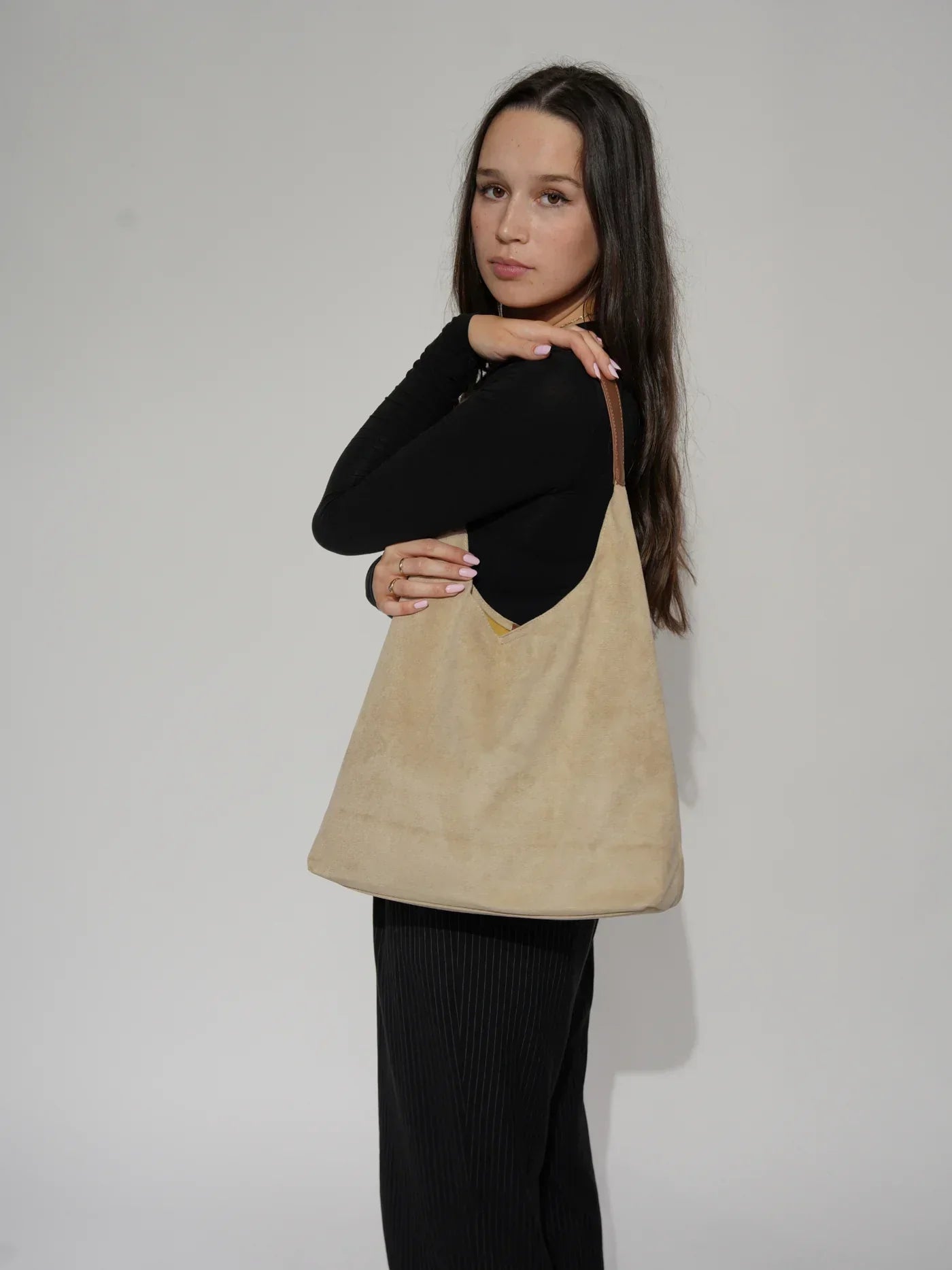Freya™ | Soft suede shoulder bag
