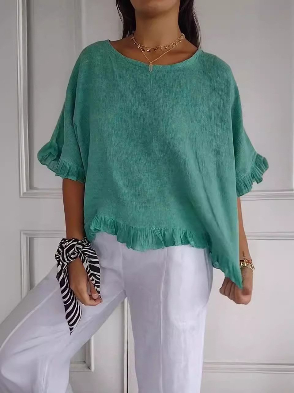 Nuvéa™ | Round neck, gathered hem, medium sleeves, cotton and linen