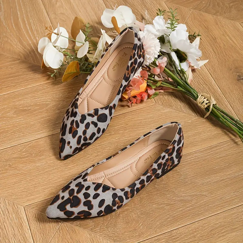 Ingrid™ | Elegant pointed ballerina flats with leopard print