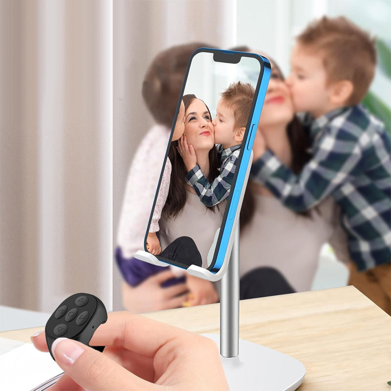 Wireless™ | Bluetooth remote control at your fingertips