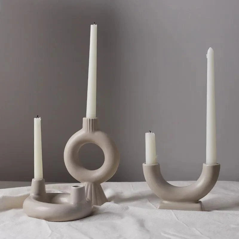 Minimalistischer skandinavischer Kerzenhalter und Vase aus Eisen und Glas