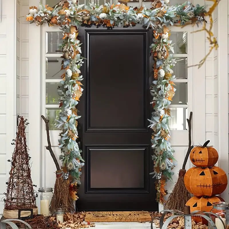 MapleCharm™ | Autumn wreath with pumpkin maple leaves