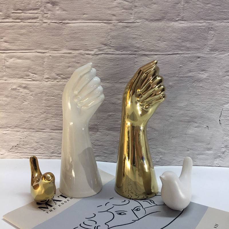 Glänzende Keramik-Vase in Handform Künstlerischer Wohnaccessoire-Akzent