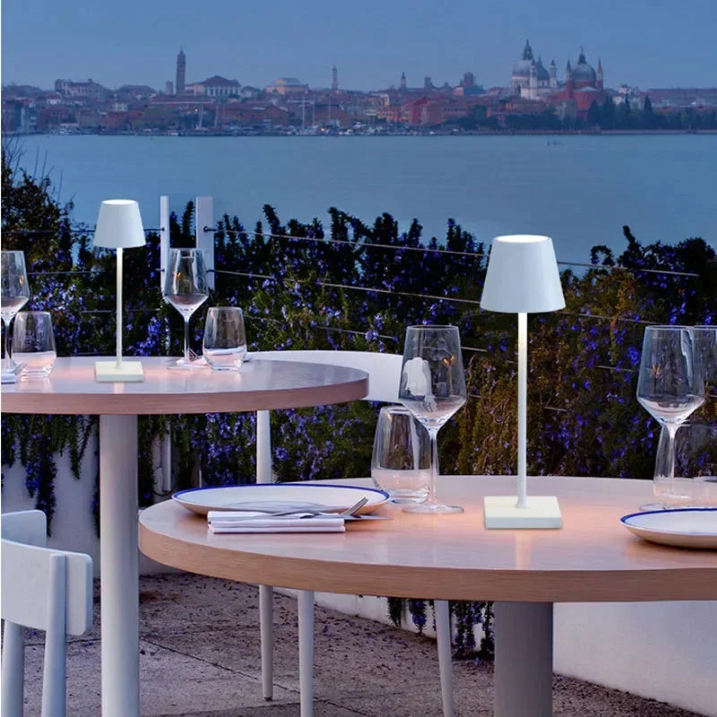 GlowTable™ | Wireless Rechargeable Table Lamp
