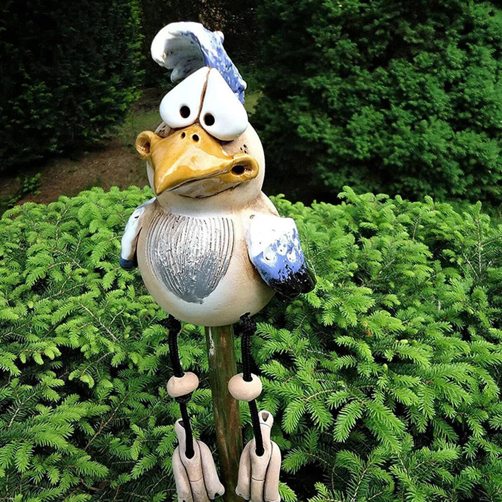 Birdie™ - Durable resin chicken decoration