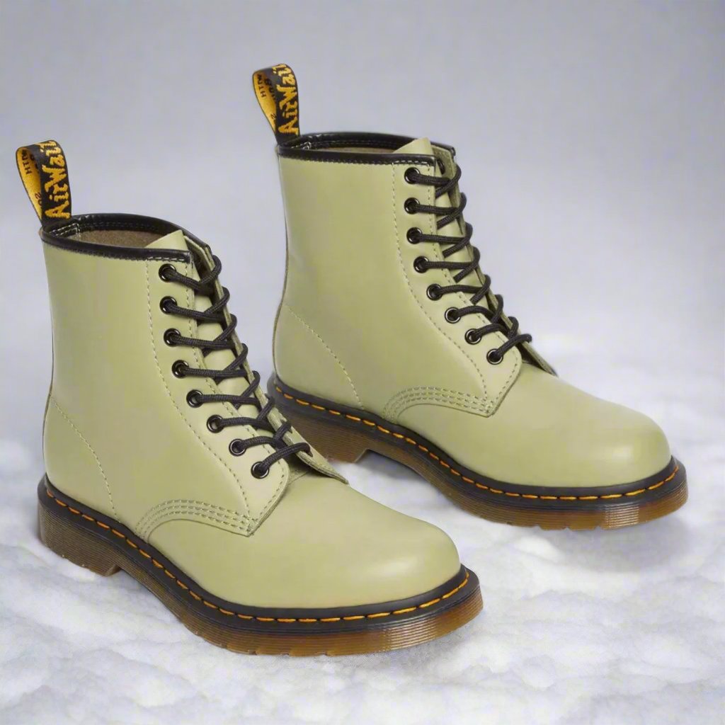 Strivello™ - Fashionable lace-up boots
