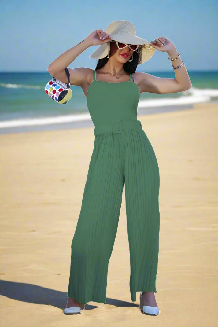 ChicFlair™ | Sleeveless jumpsuit with wide trousers and belt