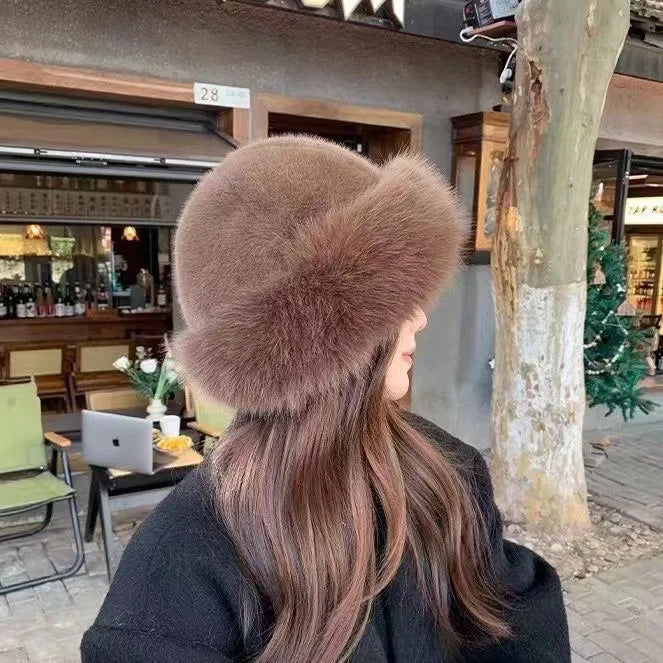 Fleecea™ | Elegant fur hat for luxurious winter comfort