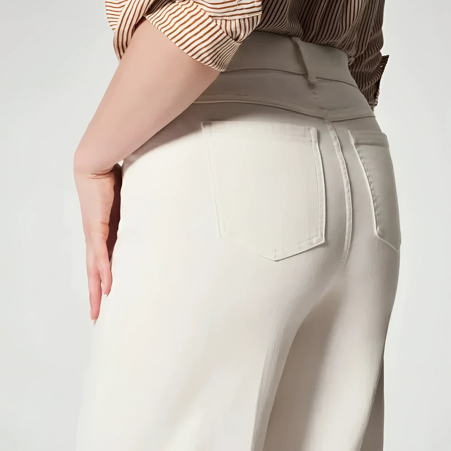 RetroLeg™ | High-waisted 70s-style jeans | Wide legs & retro flare