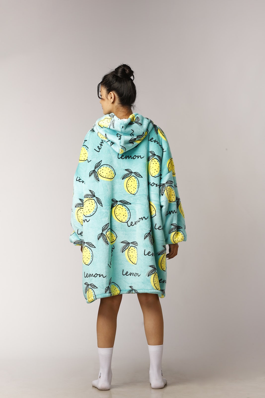 Citrus Lemon™ Ultra-Soft Sherpa Hooded Blanket