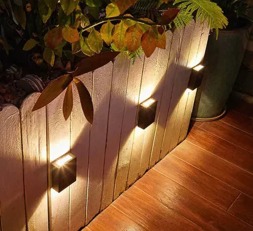 TRAFLA SOLARWALL™ | Luxurious LED solar wall light