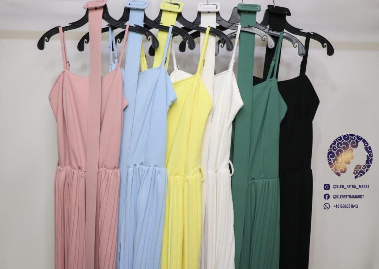ChicFlair™ | Sleeveless jumpsuit with wide trousers and belt