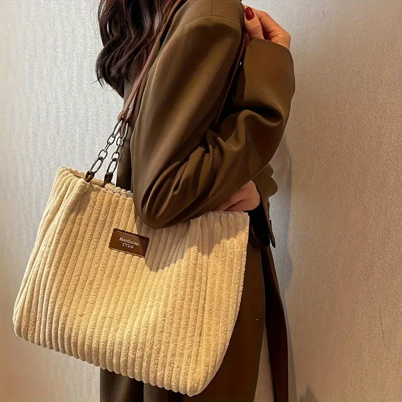 Yara™ | Sophisticated bag made of ribbed velour fabric