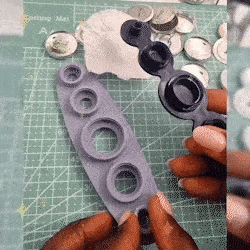 DIY-Button-Hersteller-Bastelset für individuelle Anstecker und Abzeichen