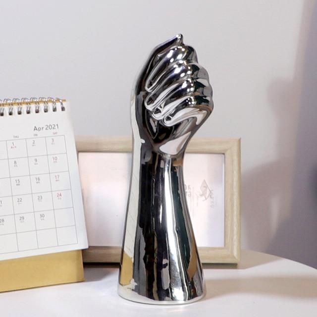 Glänzende Keramik-Vase in Handform Künstlerischer Wohnaccessoire-Akzent