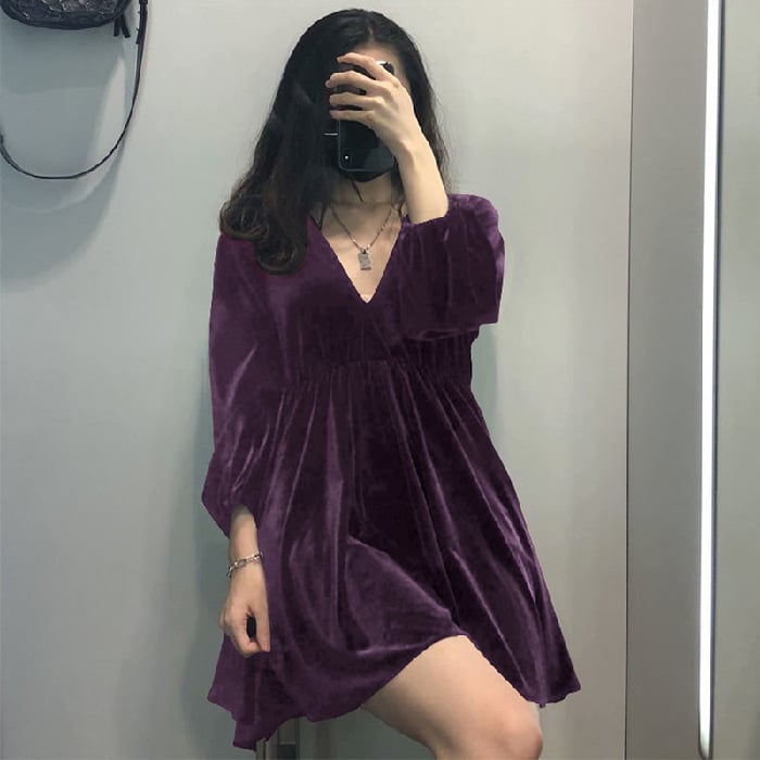 Velvet Vibe™ | Velvet mini dress
