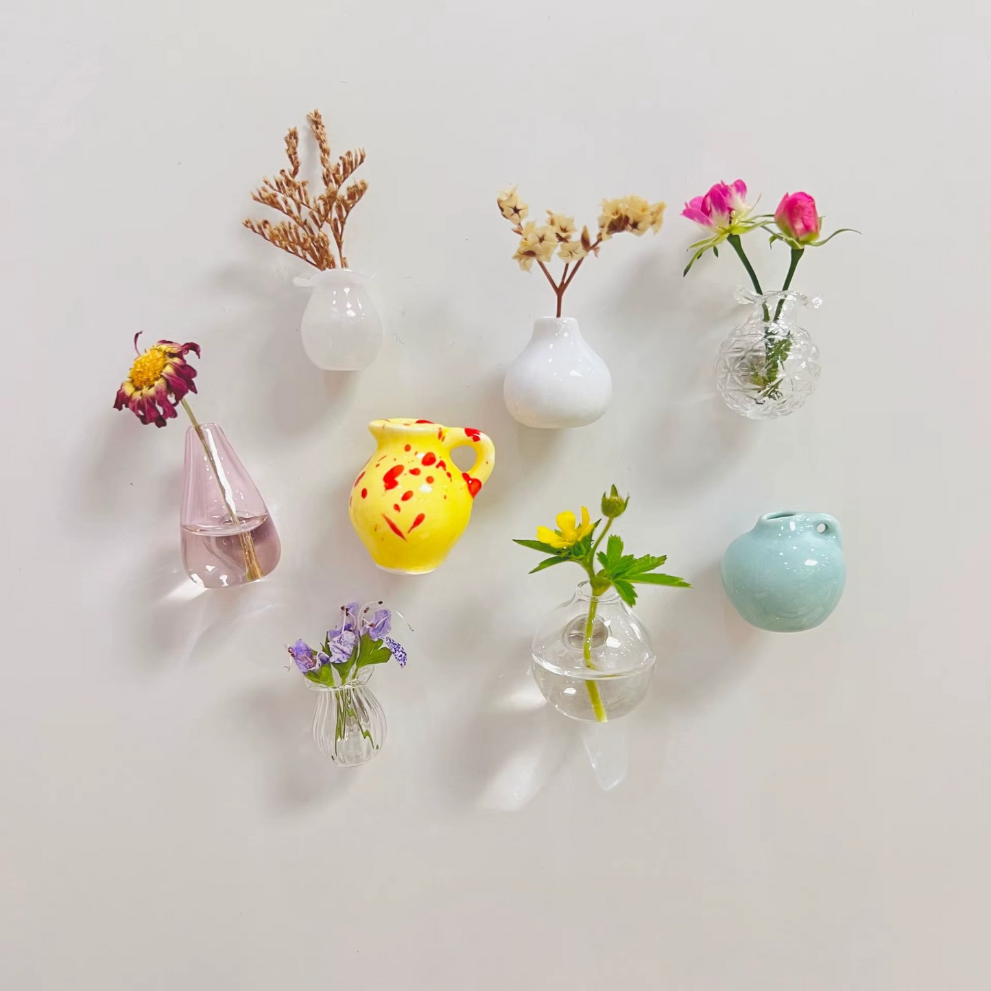 Set aus 5 Mini-Magnetblumenvasen für moderne Wohnkultur