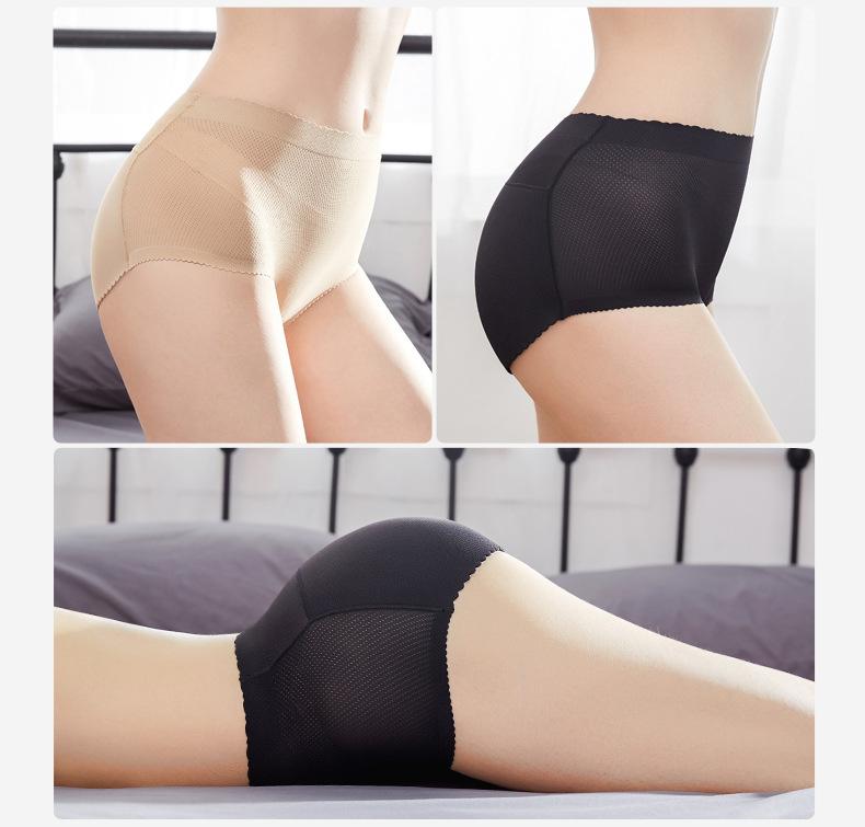 CurveSculpt™ | Padding that adapts : Seamless hip brief