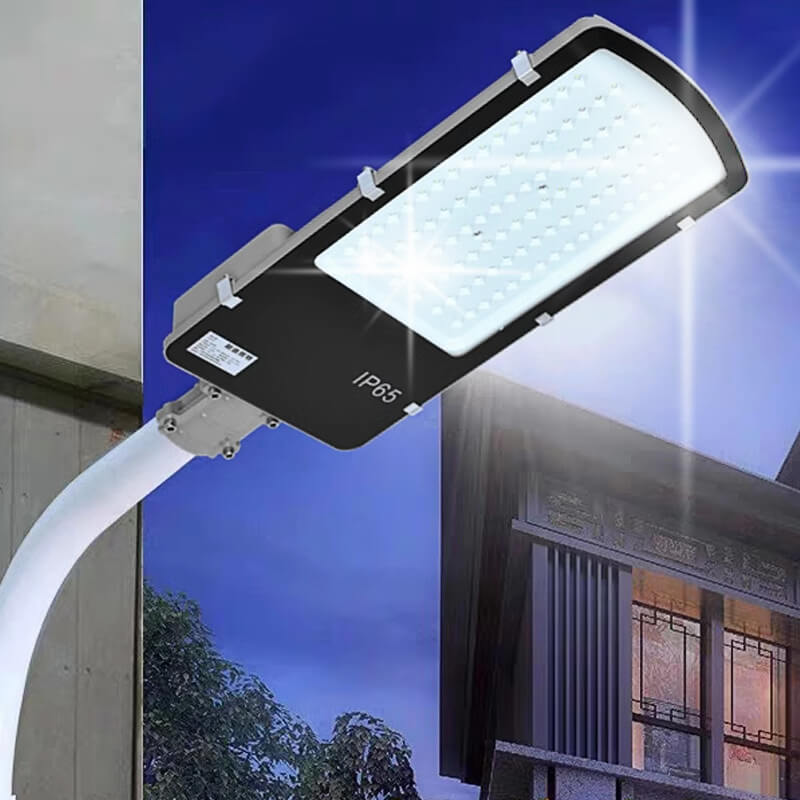 LumiStreet™ - Powerful outdoor solar lighting