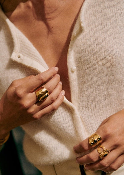 WarmEmbrace™ | super soft knit sweater 