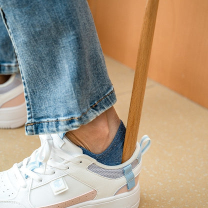 SlipEase – Einfach ins Schuhwerk gleiten ohne zu bücken oder Schaden zu verursachen