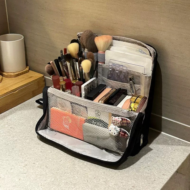 BelleVesta - Schnell Make-up Organisieren und Dabei Jedes Schönheits-Must-Have Schützen
