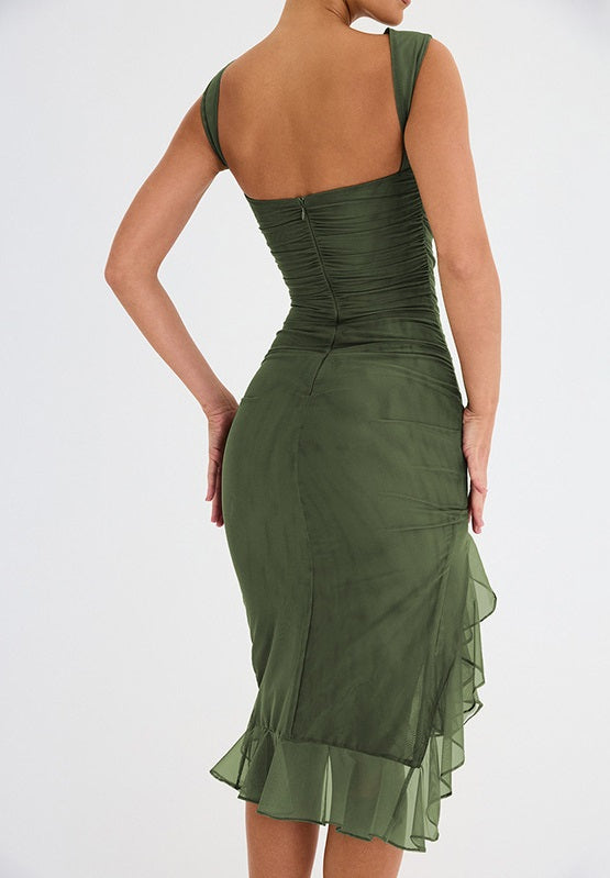 ChicEssence™ | Chic dress by Simplicity