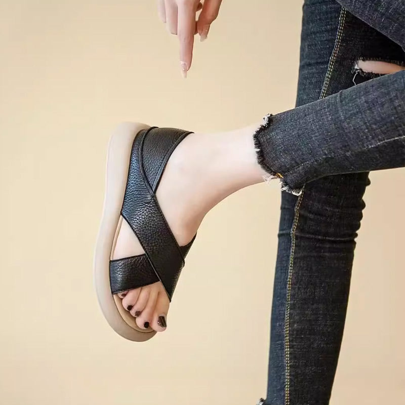 Comfortpro™ | Women's soft leather sandals with crossed edges 