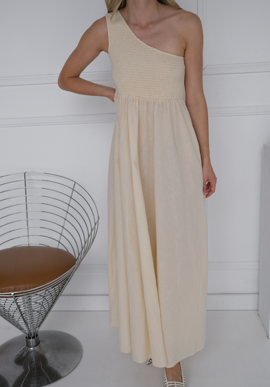 MiannCo™ – Tia One-Shoulder Ruched Maxi Dress in Buttermilk