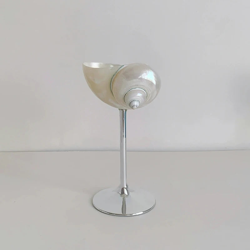 Elegantes, vom Ozean inspiriertes blaues Glasgeschirr für Cocktailpartys