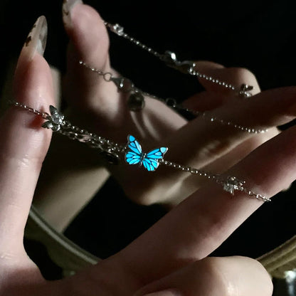LumiVita – Schmuck, der sanft leuchtet und Ihren Abendstil veredelt