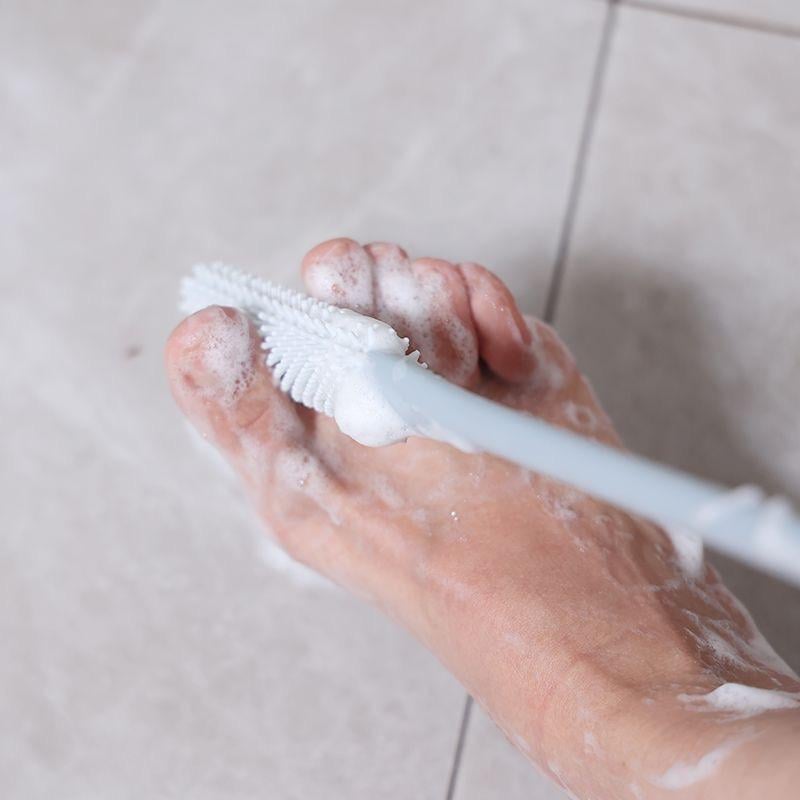 CleanSweep™ - Präzise Reinigung der Zehenzwischenräume Bürste