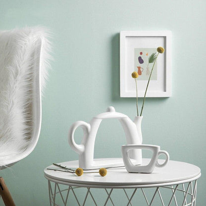 Elegante Keramikvase Lola für moderne Wohnkultur