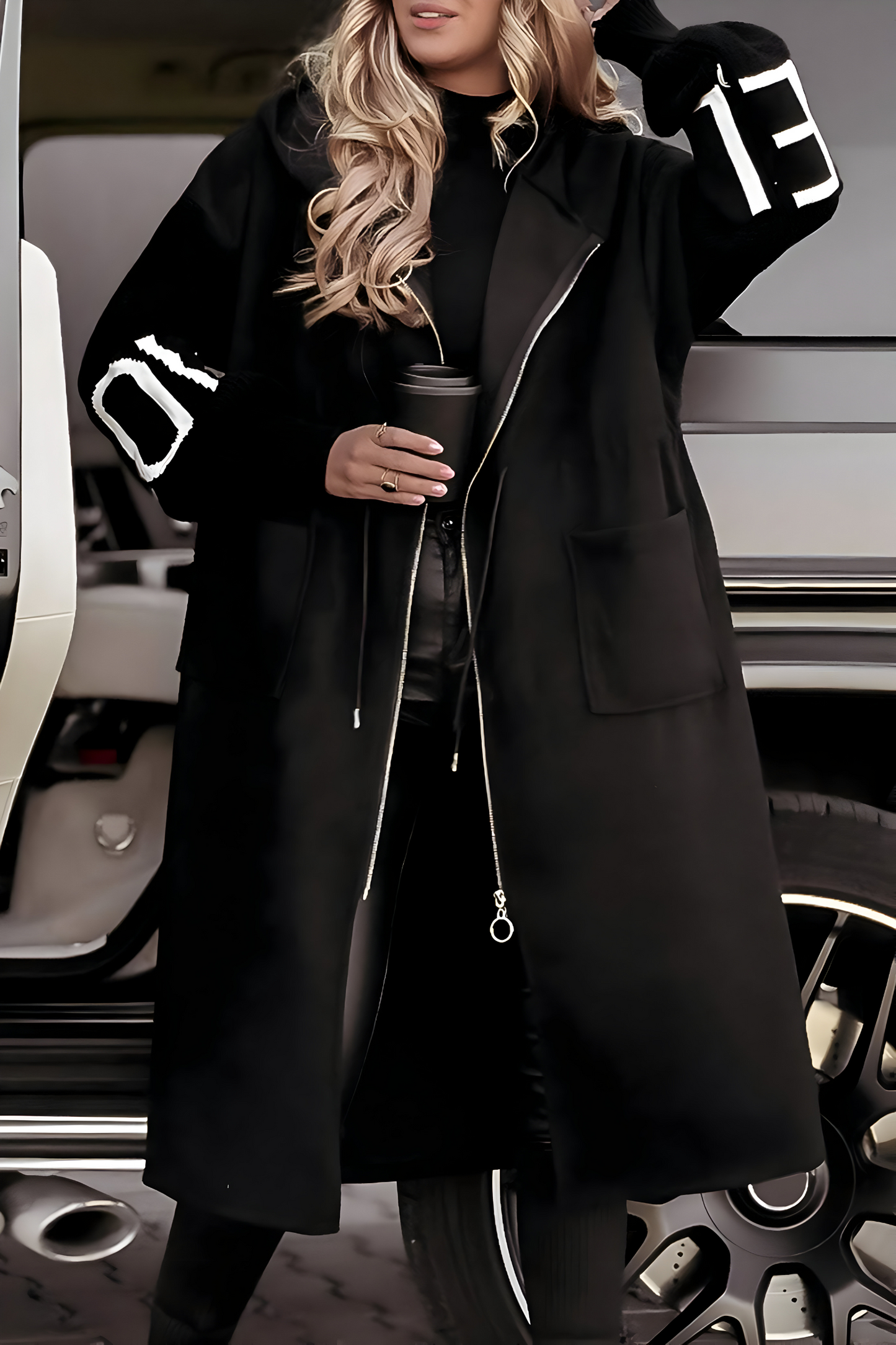 Felicia™ | Women's jacket with knitted sleeves and hood 