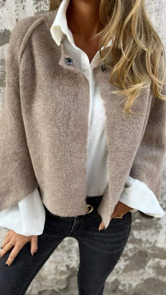 Jackify™ | Round-neck wool coat