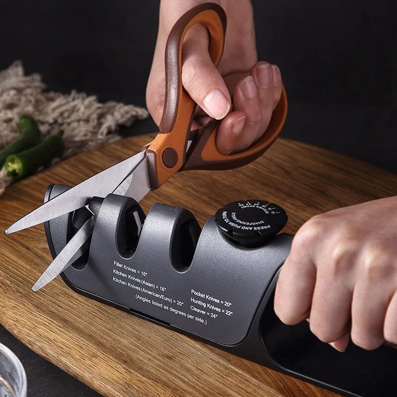 SharpAngle™ – Angle-adjustable knife sharpener