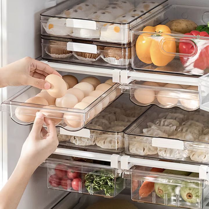 CoolSpace™ | Space-saving arrangement of the refrigerator drawers