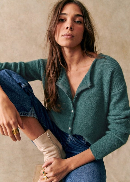 WarmEmbrace™ | super soft knit sweater 