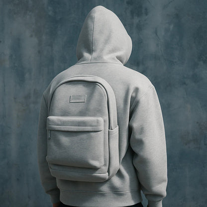 HoodSac™ - Tragbarer Reise-Hoodie mit integriertem Stauraum