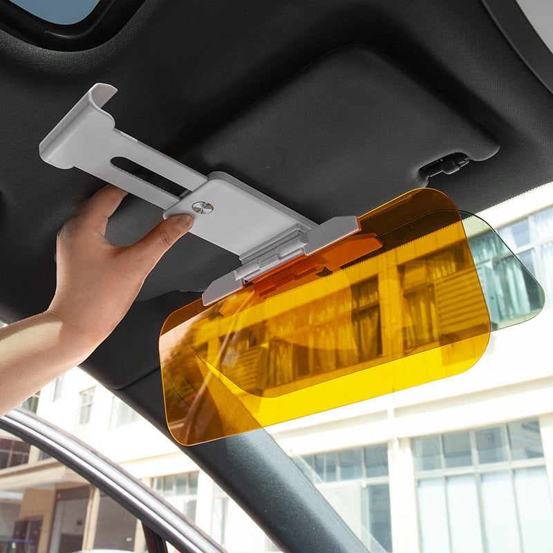 ShineProtect™ | Anti-glare sun visor 
