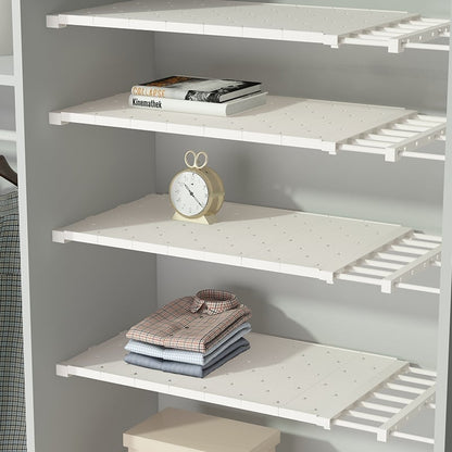 OrganizeEase™ – Erweiterbares Spannregal für den Kleiderschrank