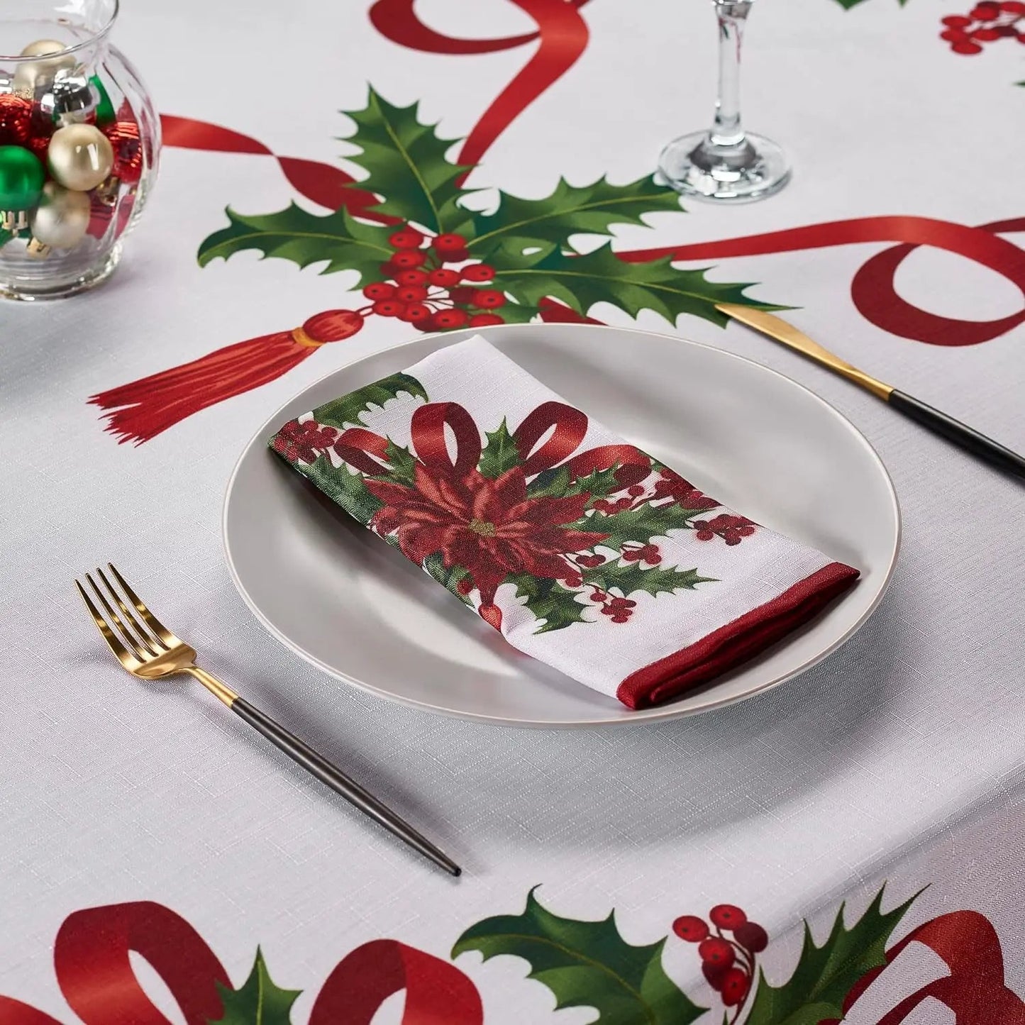 ChristmasTable™ – Tablecloth with Christmas Ribbon | Holiday Collection