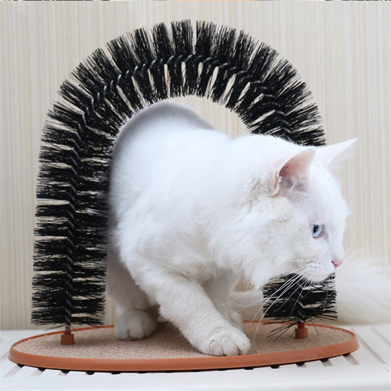 Interaktiver Katzenkratzbaum mit Bürste und Katzenminze