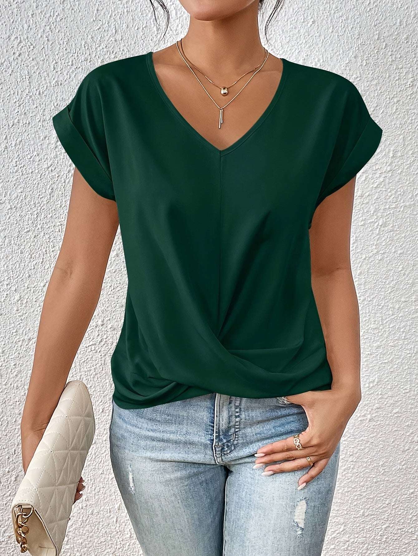 Cleo™ | Casual sweetheart neck T-shirt