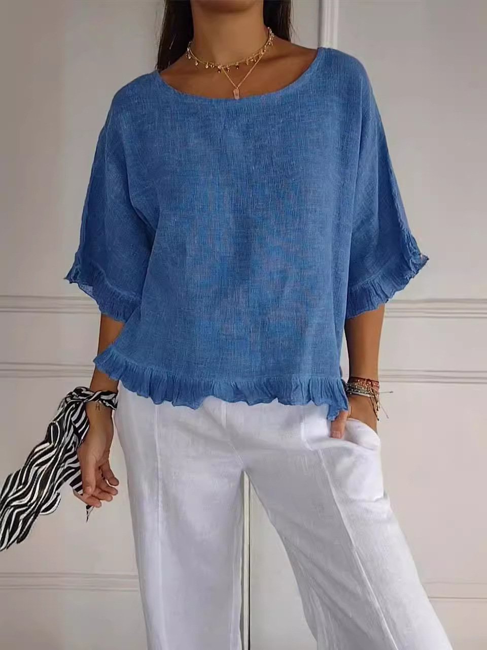 Nuvéa™ | Round neck, gathered hem, medium sleeves, cotton and linen 