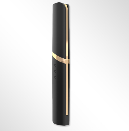 GlamHeat™ | Heated Eyelash Curler 