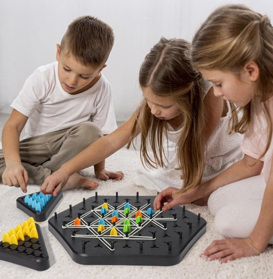KnotLogic™ | Chain Triangle Chess Game